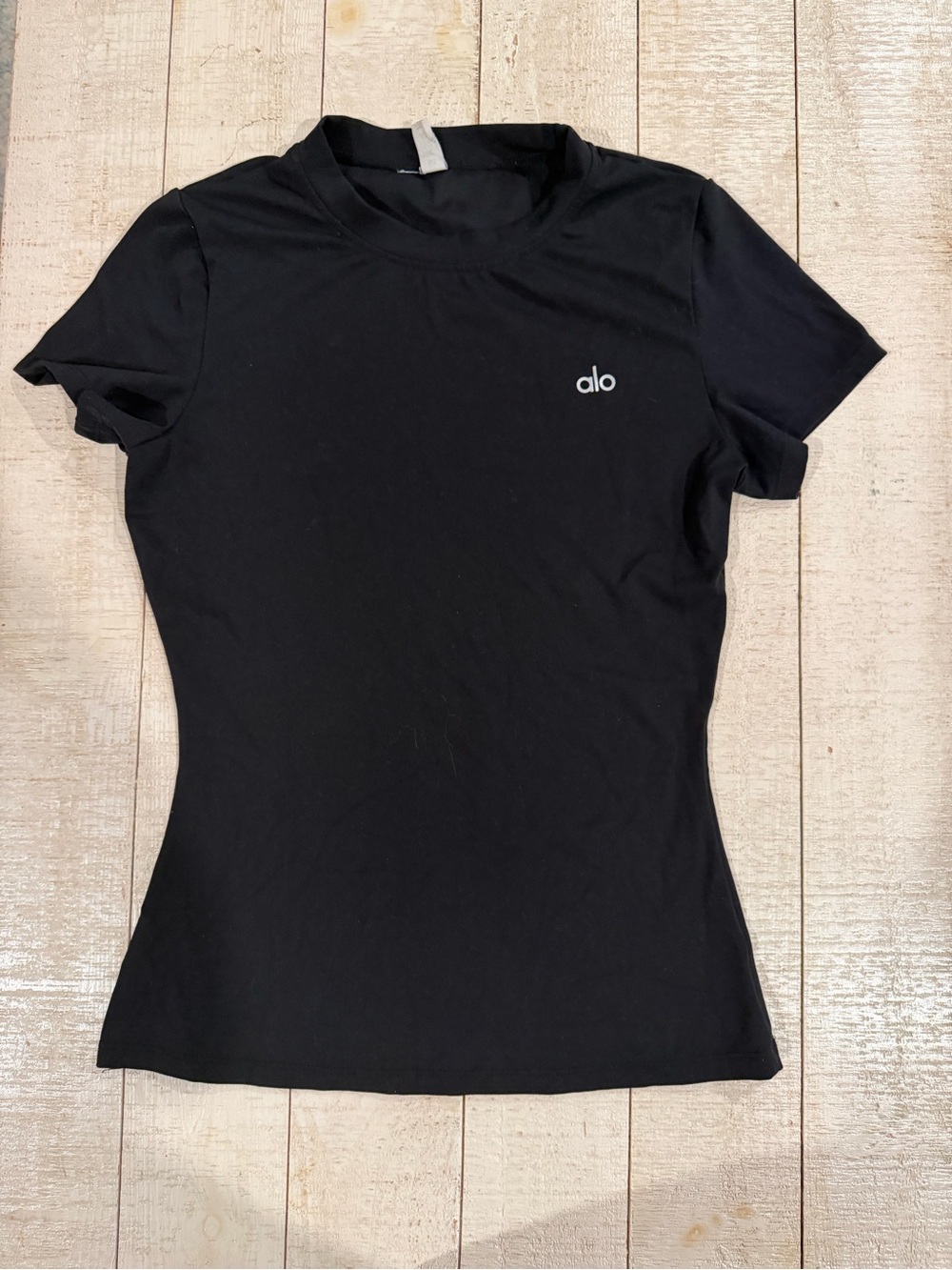 ALO Yoga Black Short-Sleeve Crewneck Tee with Small Logo